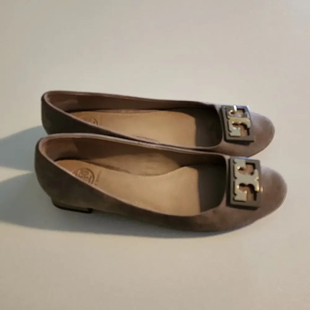 Tory Burch Gigi Gray Suede Heels with Silver Logo Design Size 7.5